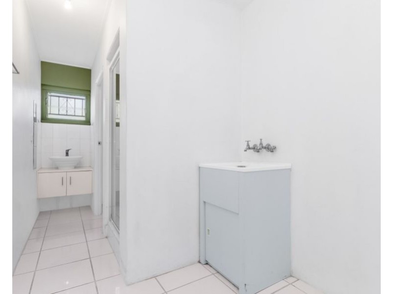 3/9 Woodford Street, Holland Park QLD 4121