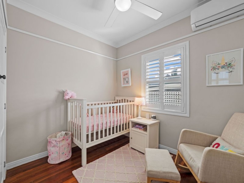 16 Eskgrove Street, East Brisbane QLD 4169