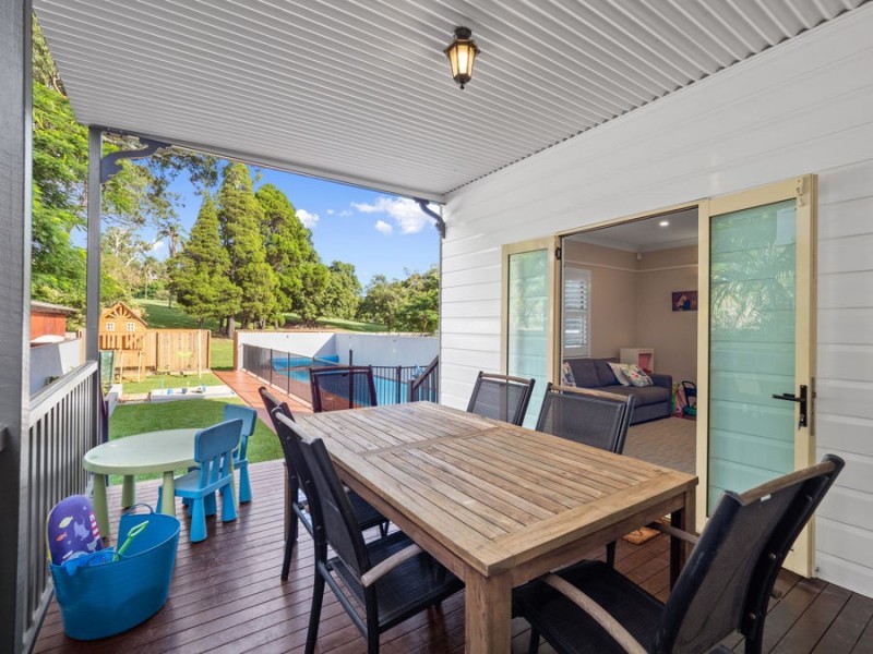 16 Eskgrove Street, East Brisbane QLD 4169