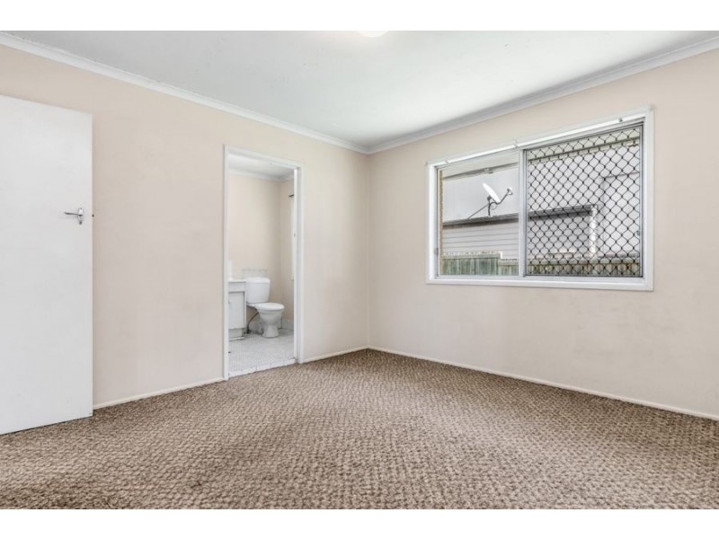 2/47 Victoria Terrace, Annerley QLD 4103