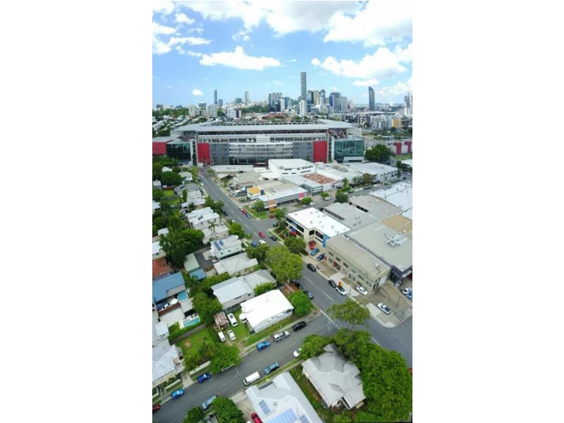 4/19 Heussler Tce, Milton QLD 4064