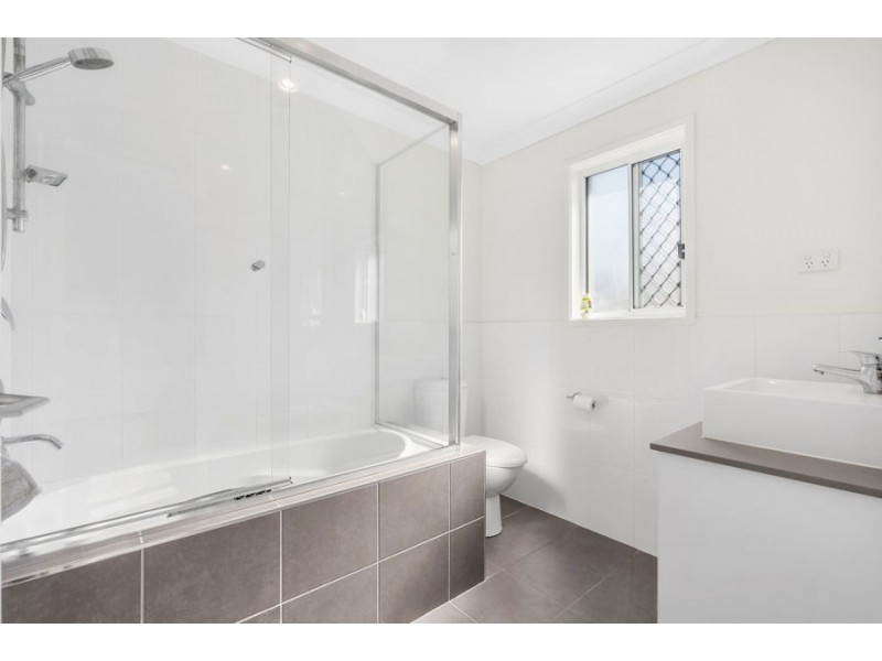 8 Aplin Street, Acacia Ridge QLD 4110