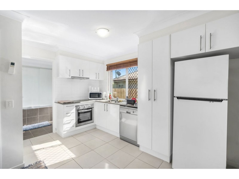 8 Aplin Street, Acacia Ridge QLD 4110