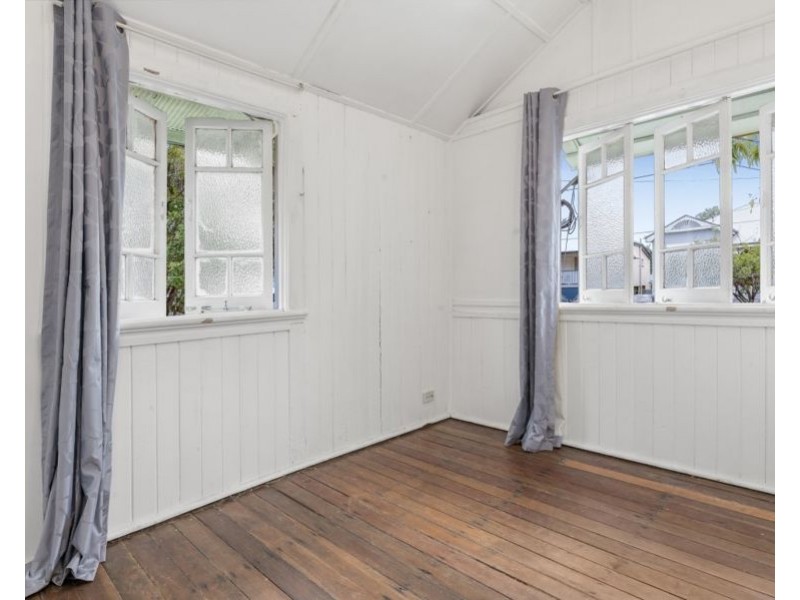 2/83 Buranda Street, Woolloongabba QLD 4102