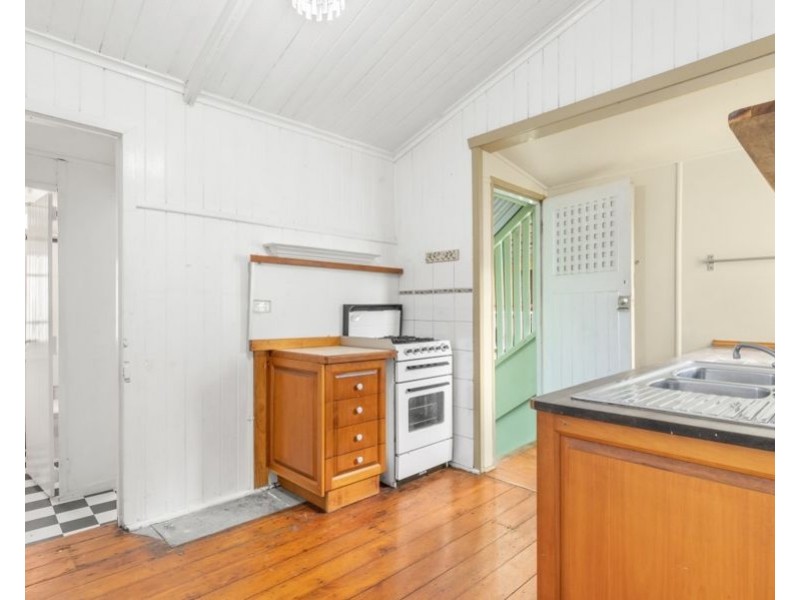 2/83 Buranda Street, Woolloongabba QLD 4102