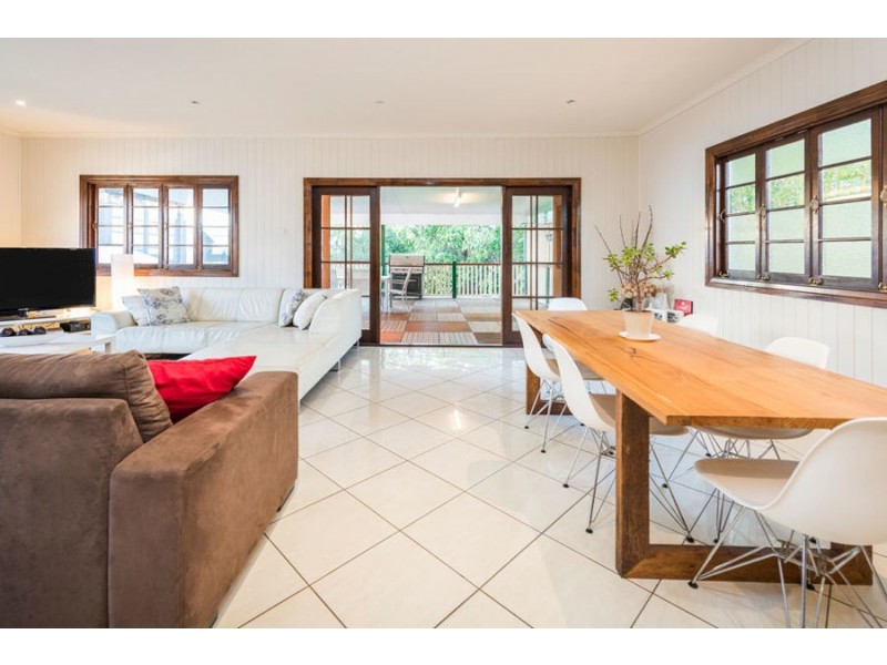 30a Katoomba Avenue, Hawthorne QLD 4171