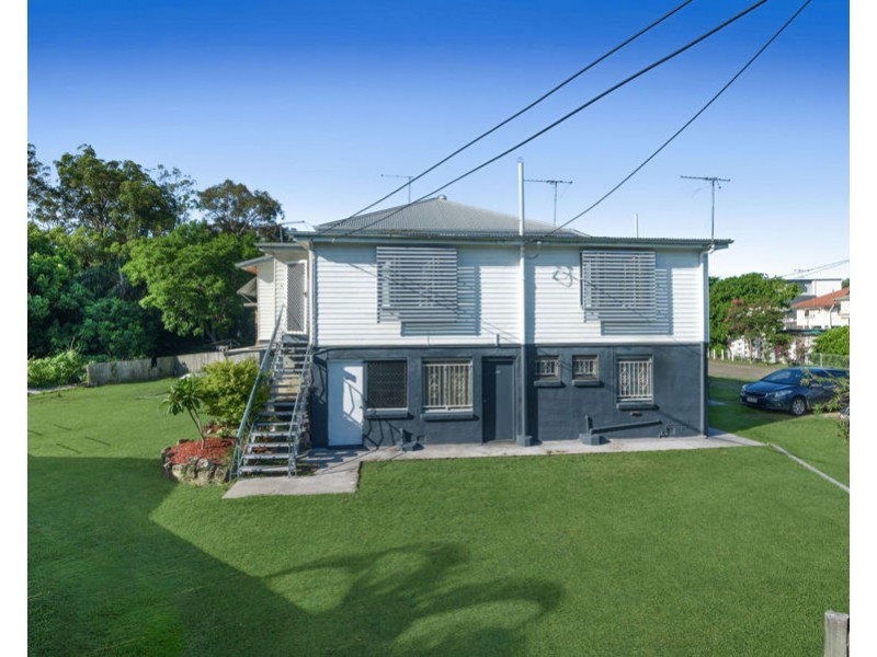 4/9 Woodford Street, Holland Park QLD 4121