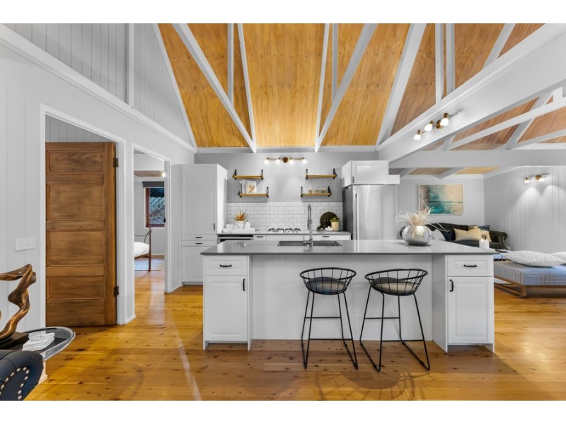 14 View Crescent, Arana Hills QLD 4054