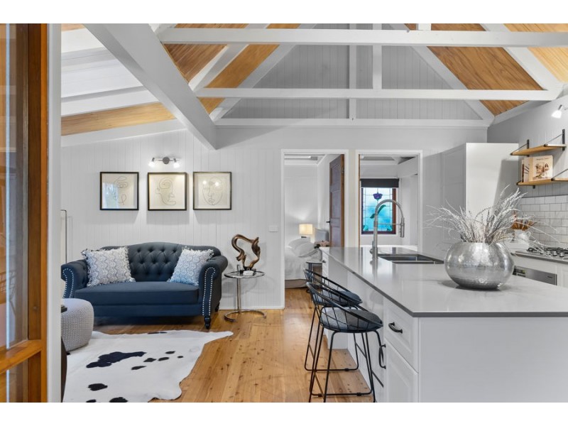 14 View Crescent, Arana Hills QLD 4054