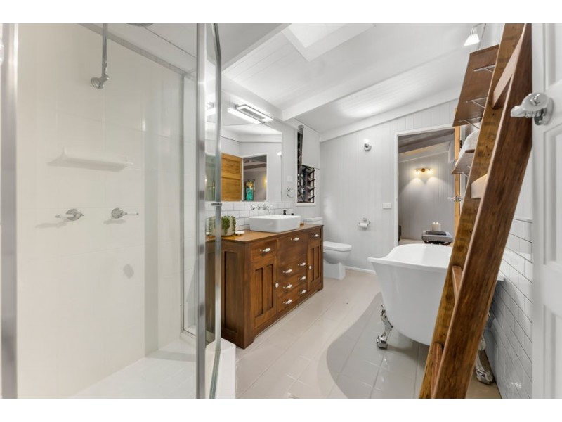 14 View Crescent, Arana Hills QLD 4054