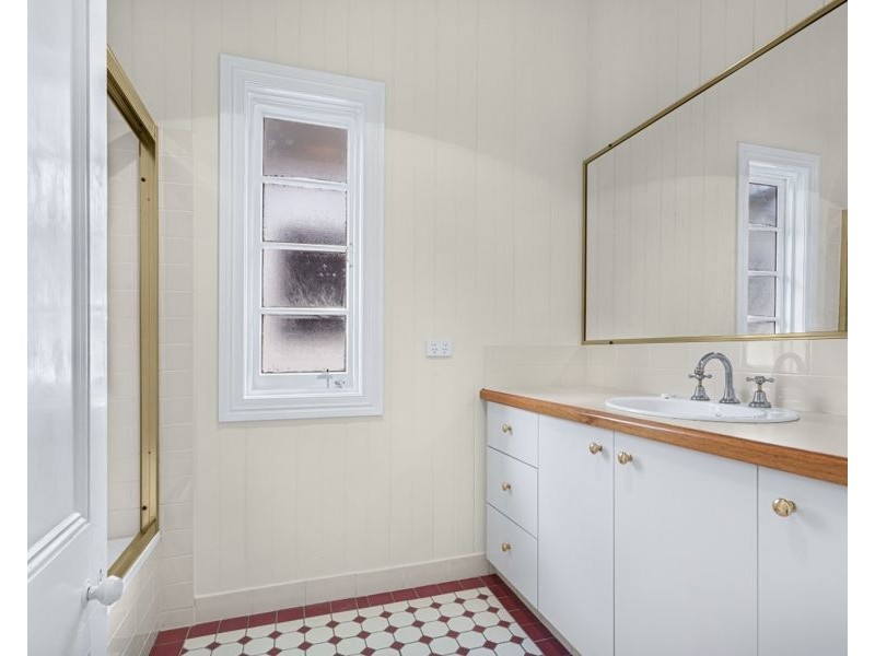 55 Abingdon Street, Woolloongabba QLD 4102