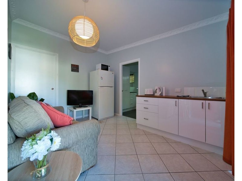 4/261 Webster Road, Stafford QLD 4053