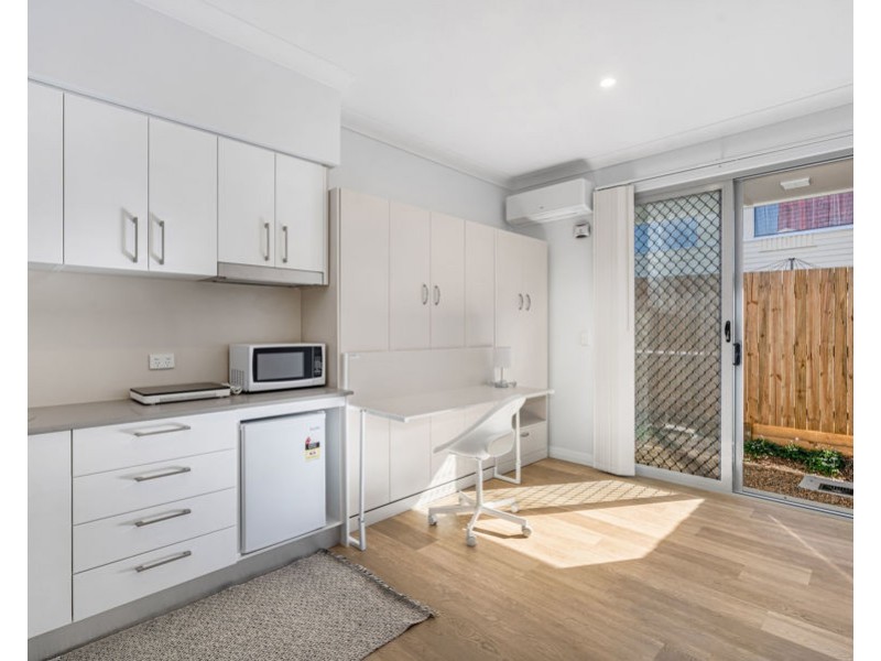 1/75 Regent Street, Woolloongabba QLD 4102