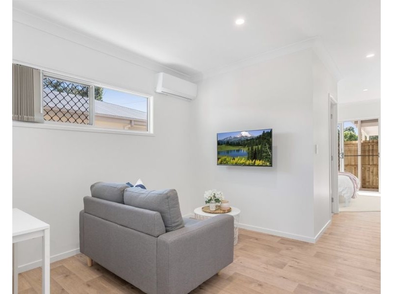 2/1034 Gympie Road, Chermside QLD 4032