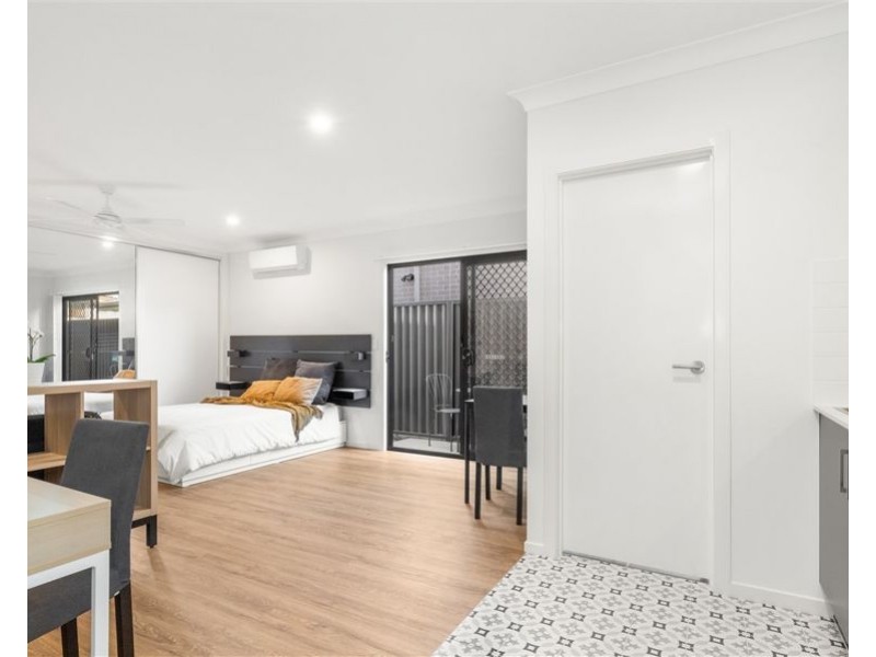 4/196 Randall Road, Wynnum West QLD 4178