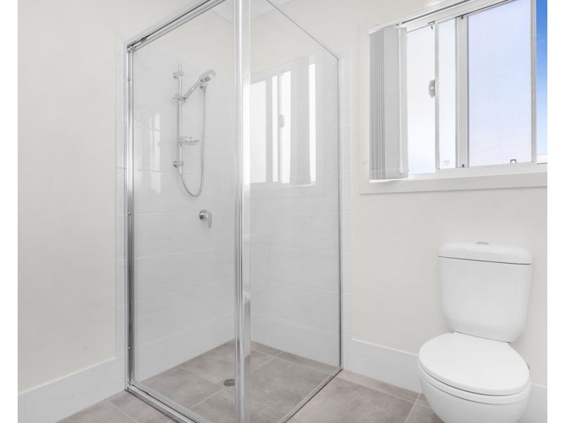 2/7 Lind Street, Newmarket QLD 4051