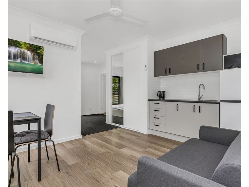 2/81 High Street, Brighton QLD 4017