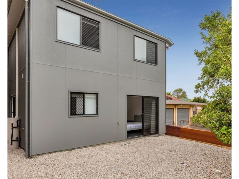 2/81 High Street, Brighton QLD 4017