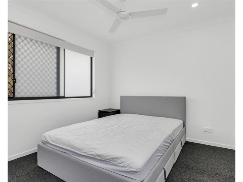 2/81 High Street, Brighton QLD 4017