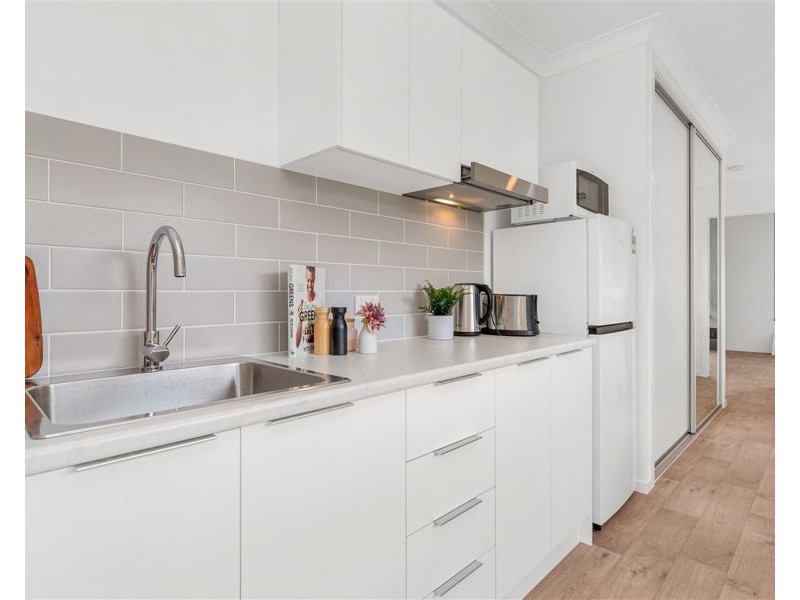 2/84 Newman Road, Wavell Heights QLD 4012