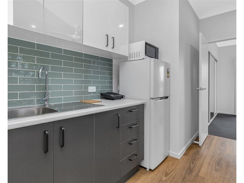 2/43 Bartholomew Street, Zillmere QLD 4034