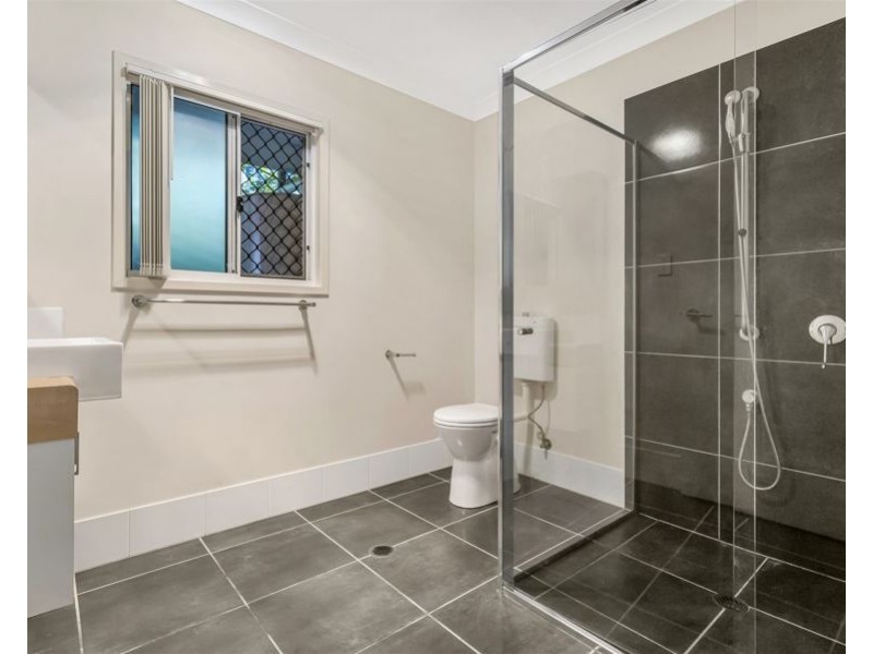 1/145 Selina St, Wynnum QLD 4178
