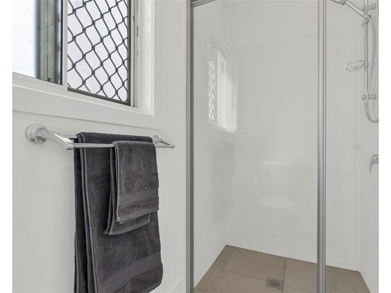 84 Newman Road, Wavell Heights QLD 4012