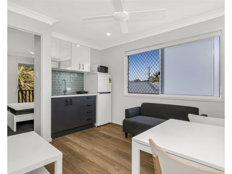 5/79 High Street, Brighton QLD 4017