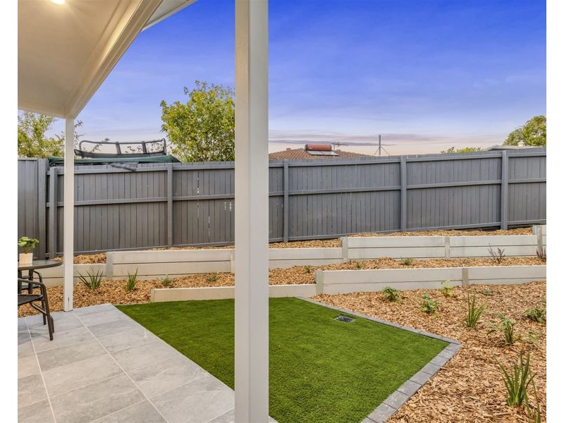 2/106a Flockton Street, Everton Park QLD 4053
