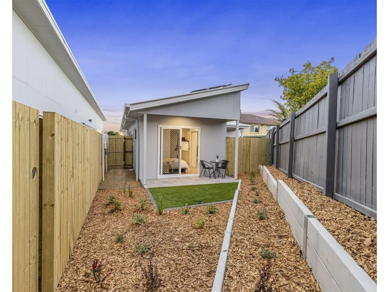 2/106a Flockton Street, Everton Park QLD 4053