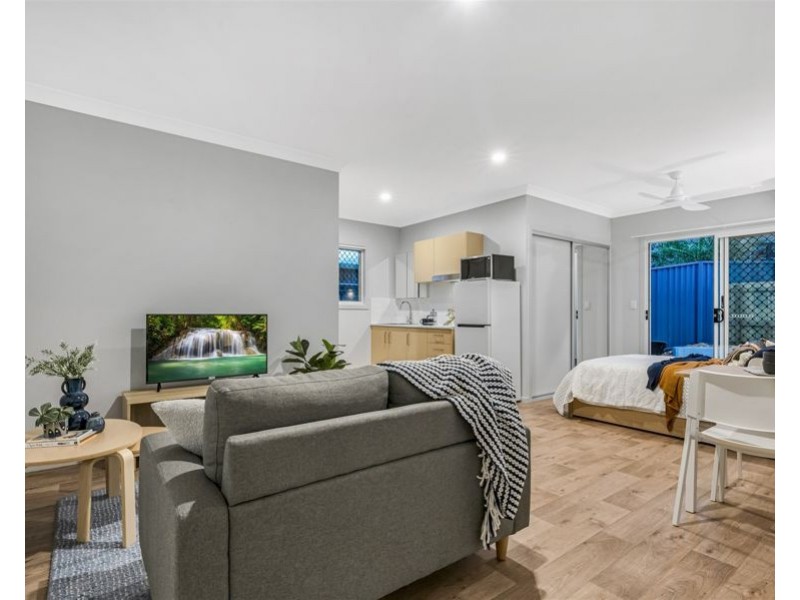 2/106a Flockton Street, Everton Park QLD 4053