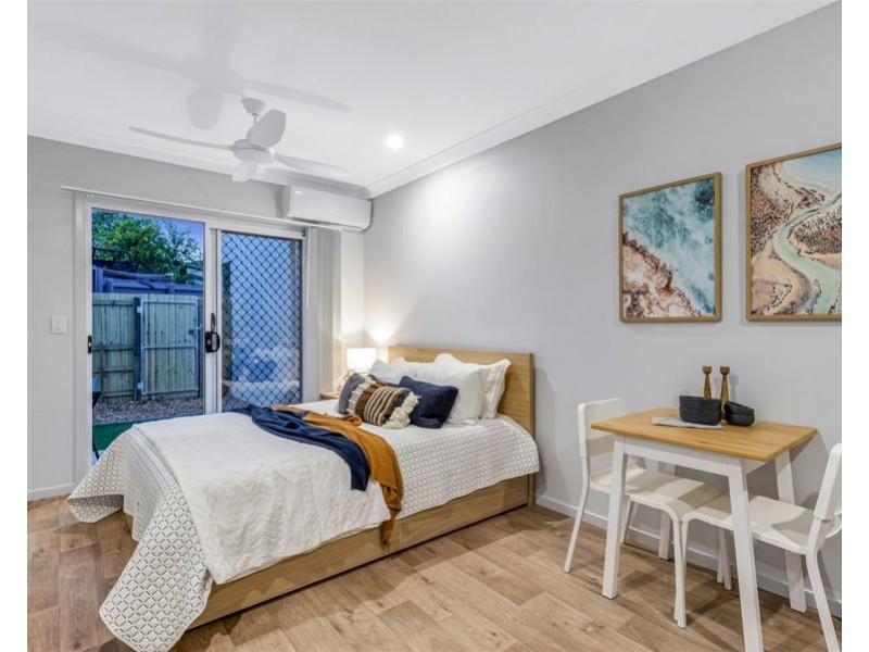 2/106a Flockton Street, Everton Park QLD 4053