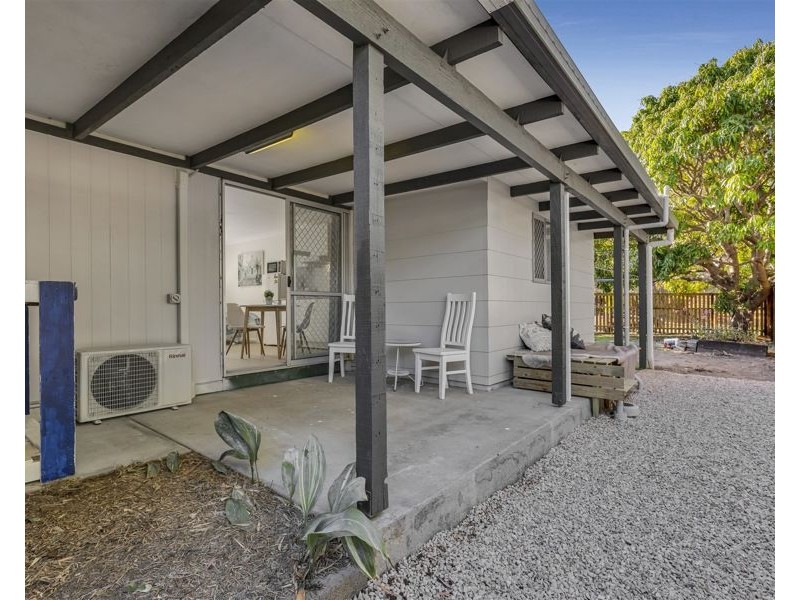 3 Pomona Terrace, Labrador QLD 4215