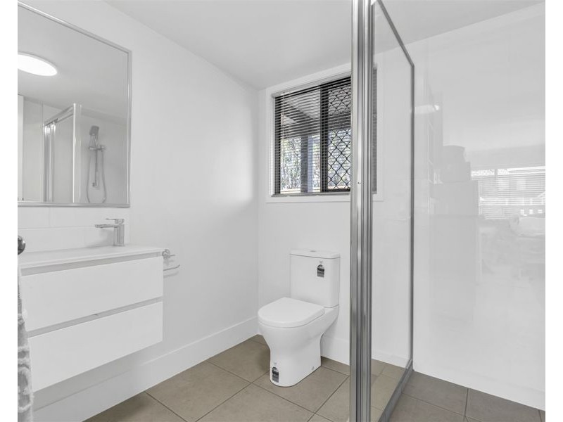 3 Pomona Terrace, Labrador QLD 4215