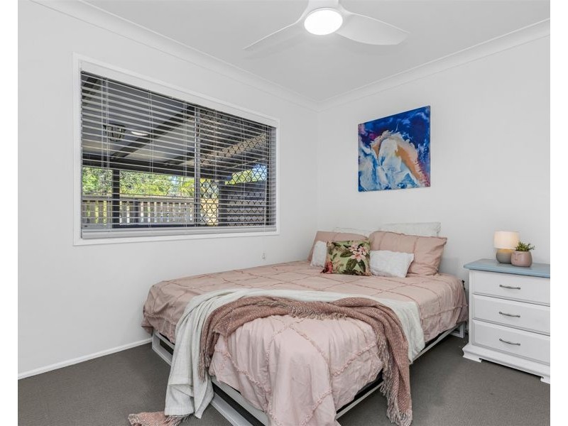 3 Pomona Terrace, Labrador QLD 4215