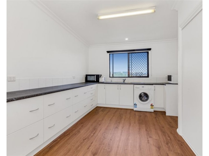 2/56 Nielson Street, Chermside QLD 4032