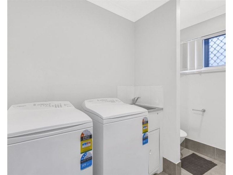 2/14 Darnley Street, Rocklea QLD 4106