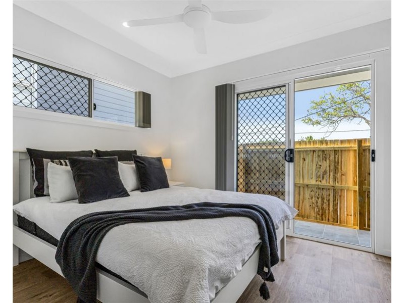 61 Hutton Avenue, Wynnum QLD 4178