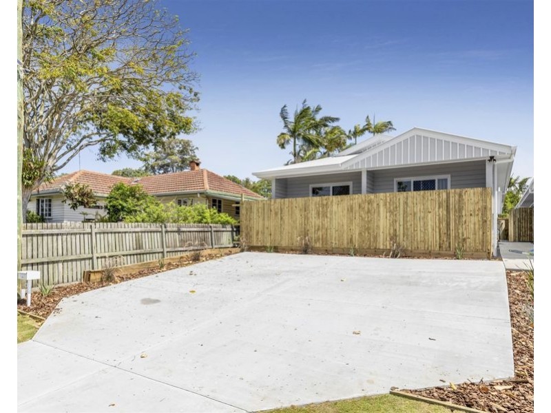 61 Hutton Avenue, Wynnum QLD 4178