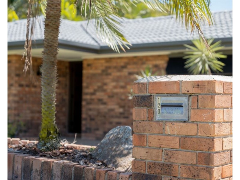 120 Goorari Street, Eight Mile Plains QLD 4113