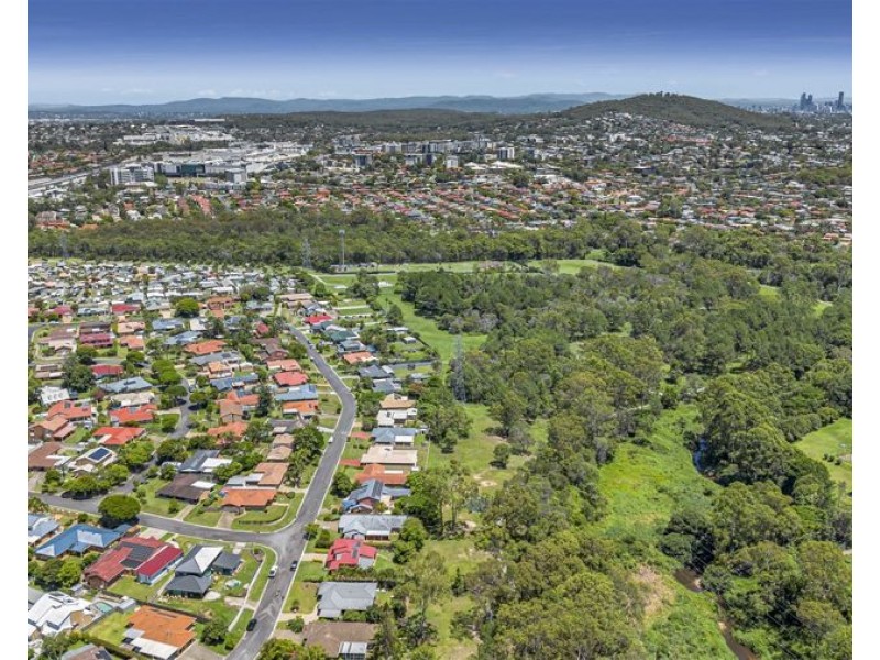 120 Goorari Street, Eight Mile Plains QLD 4113