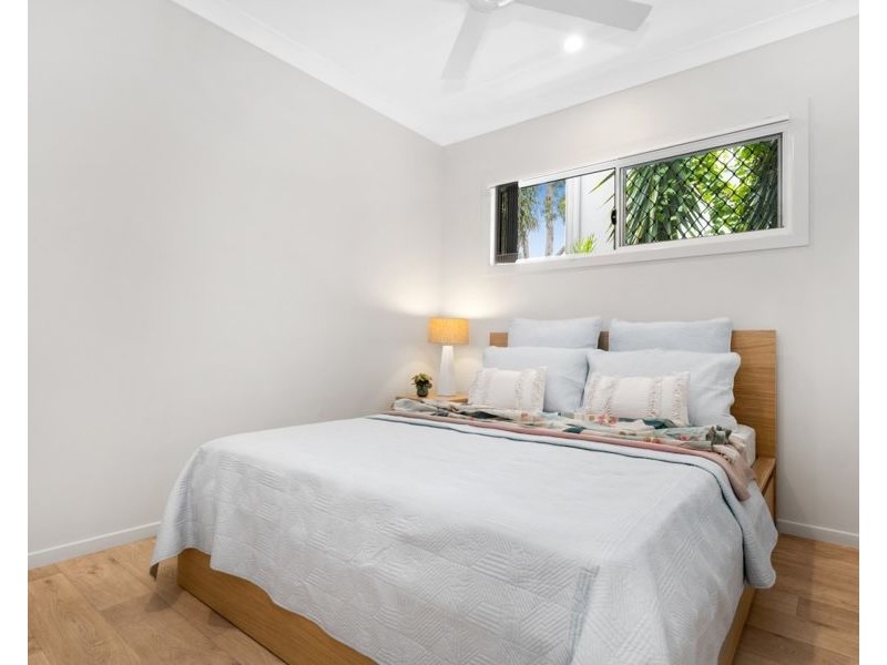 4/13 Queens Parade, Brighton QLD 4017