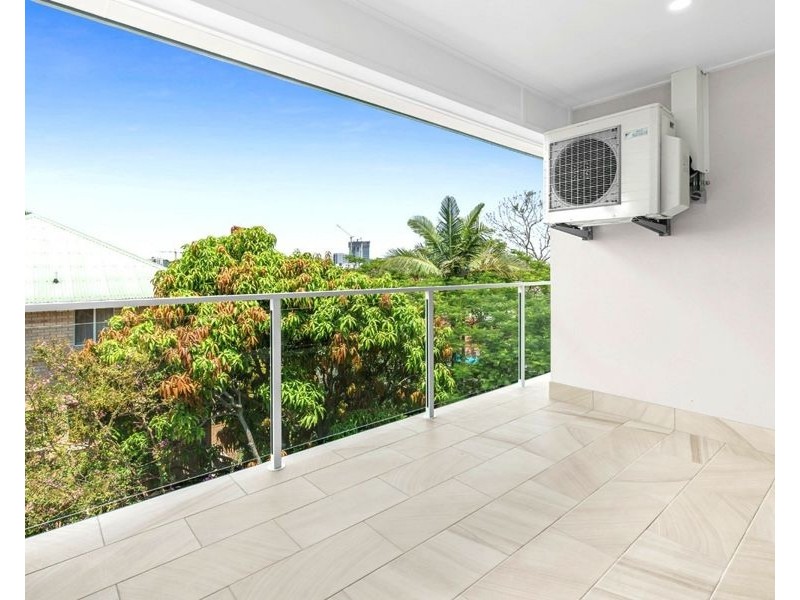 7/17 Dowar Street, Coorparoo QLD 4151