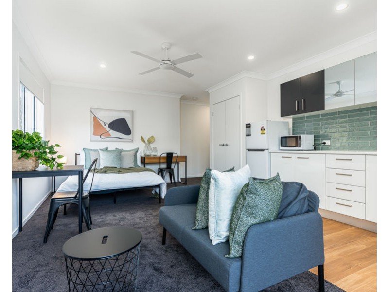 2/143 Gallipoli Road, Carina Heights QLD 4152