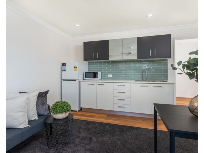 2/143 Gallipoli Road, Carina Heights QLD 4152