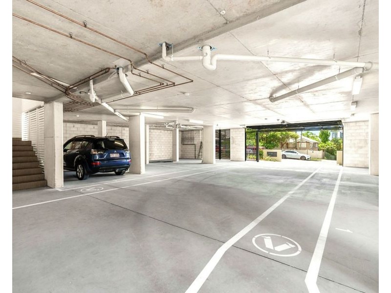 8/17 Dowar Street, Coorparoo QLD 4151