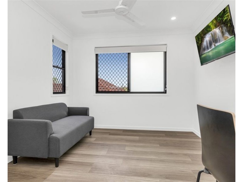 3/81 High Street, Brighton QLD 4017