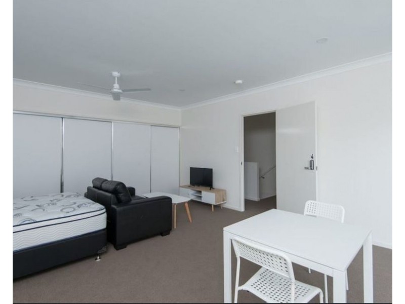 4/145 Selina St, Wynnum QLD 4178