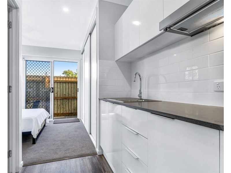 1/190 Sibley Road (cnr Fordel Street), Wynnum West QLD 4178