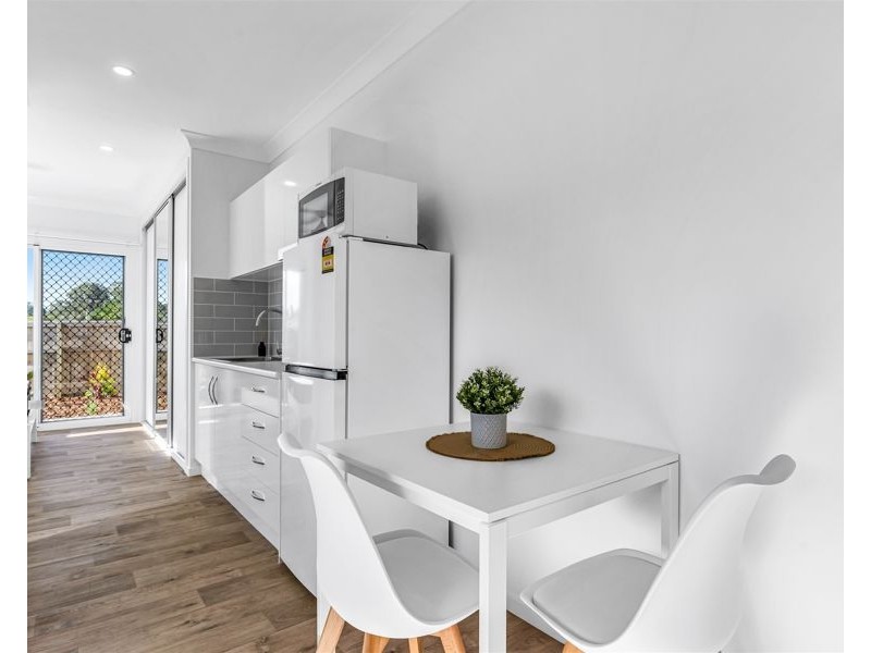 4/36 Gum Street, Wynnum QLD 4178